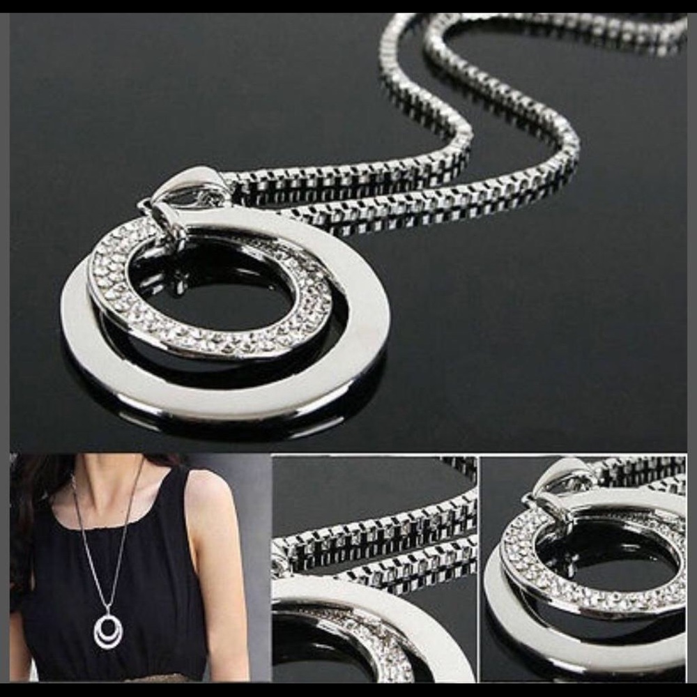 Double circular necklace.